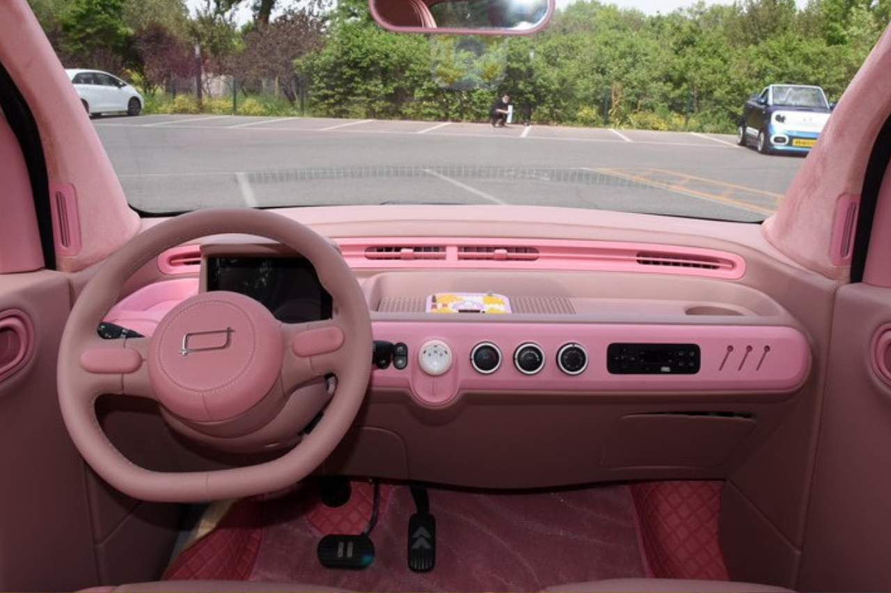 este-carro-el-trico-de-r-20-mil-faz-100-km-l-e-n-o-pode-pisar-na
