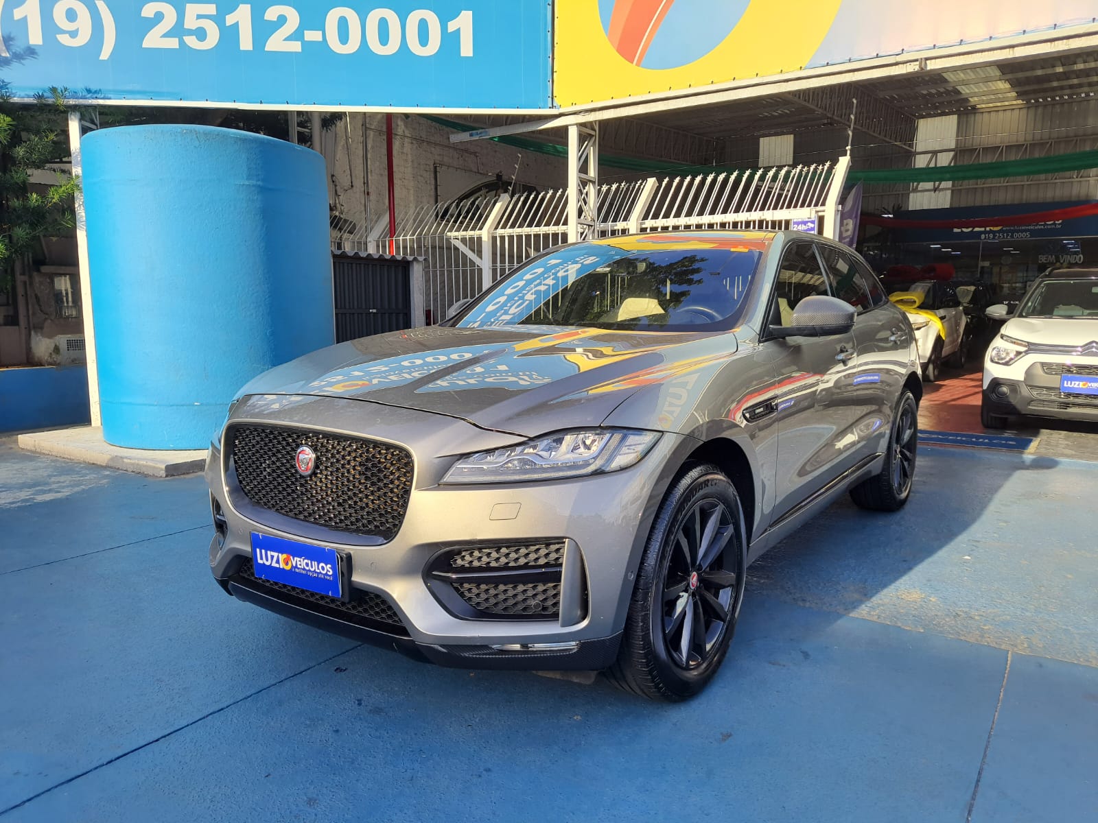 Jaguar F-Pace 2.0 R-Sport 4WD
