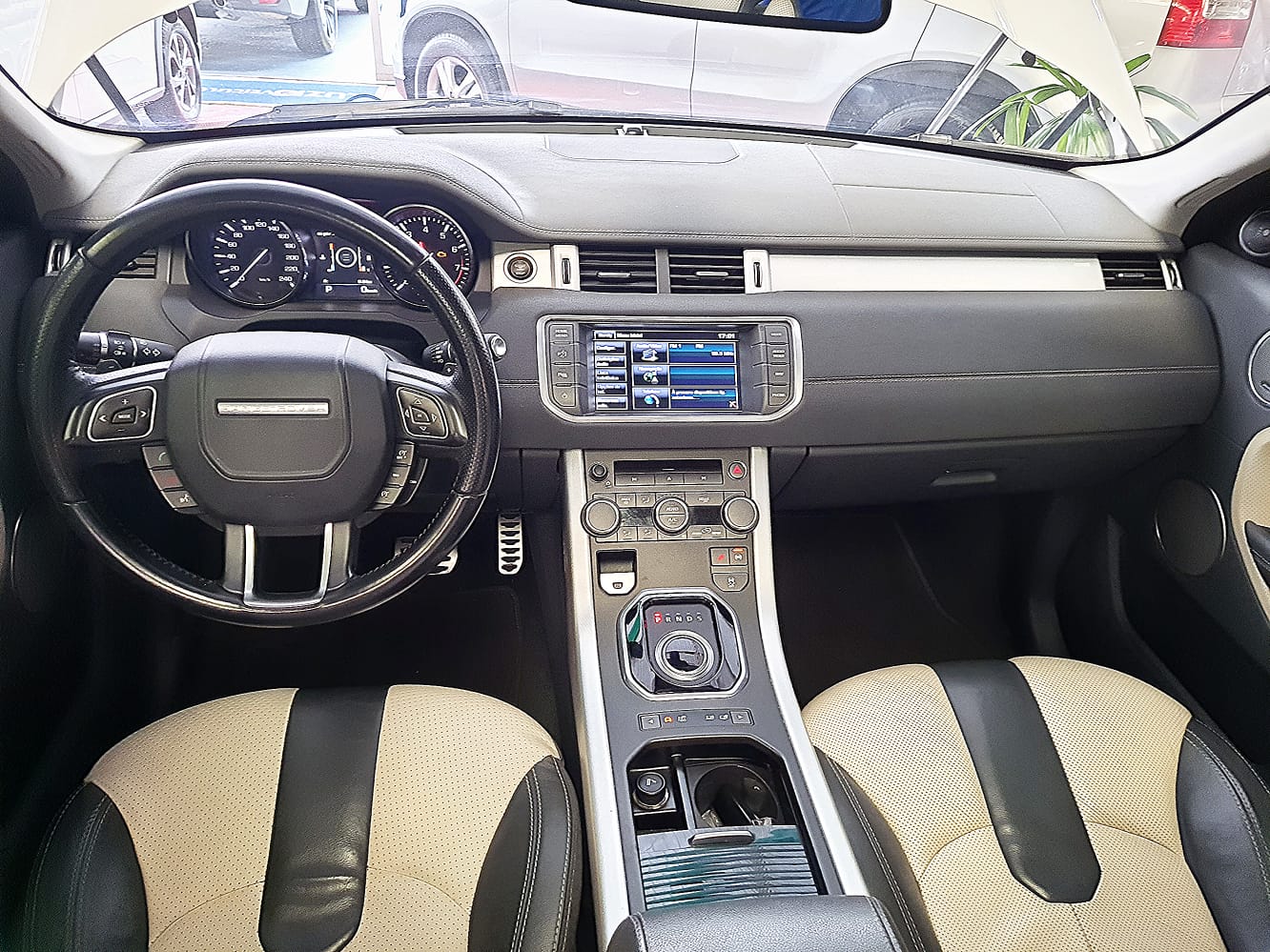 Land Rover Range Rover Evoque 2.0 Si4 Dynamic