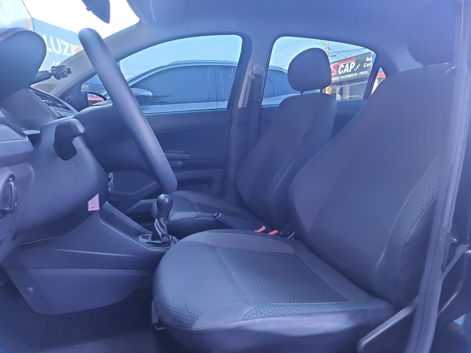 Volkswagen Voyage 1.0 MPI  Flex 