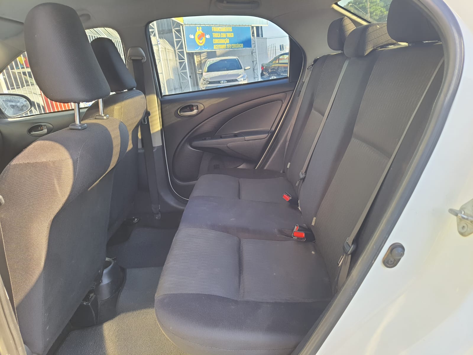 Toyota Etios Sedan X 1.5  Flex 