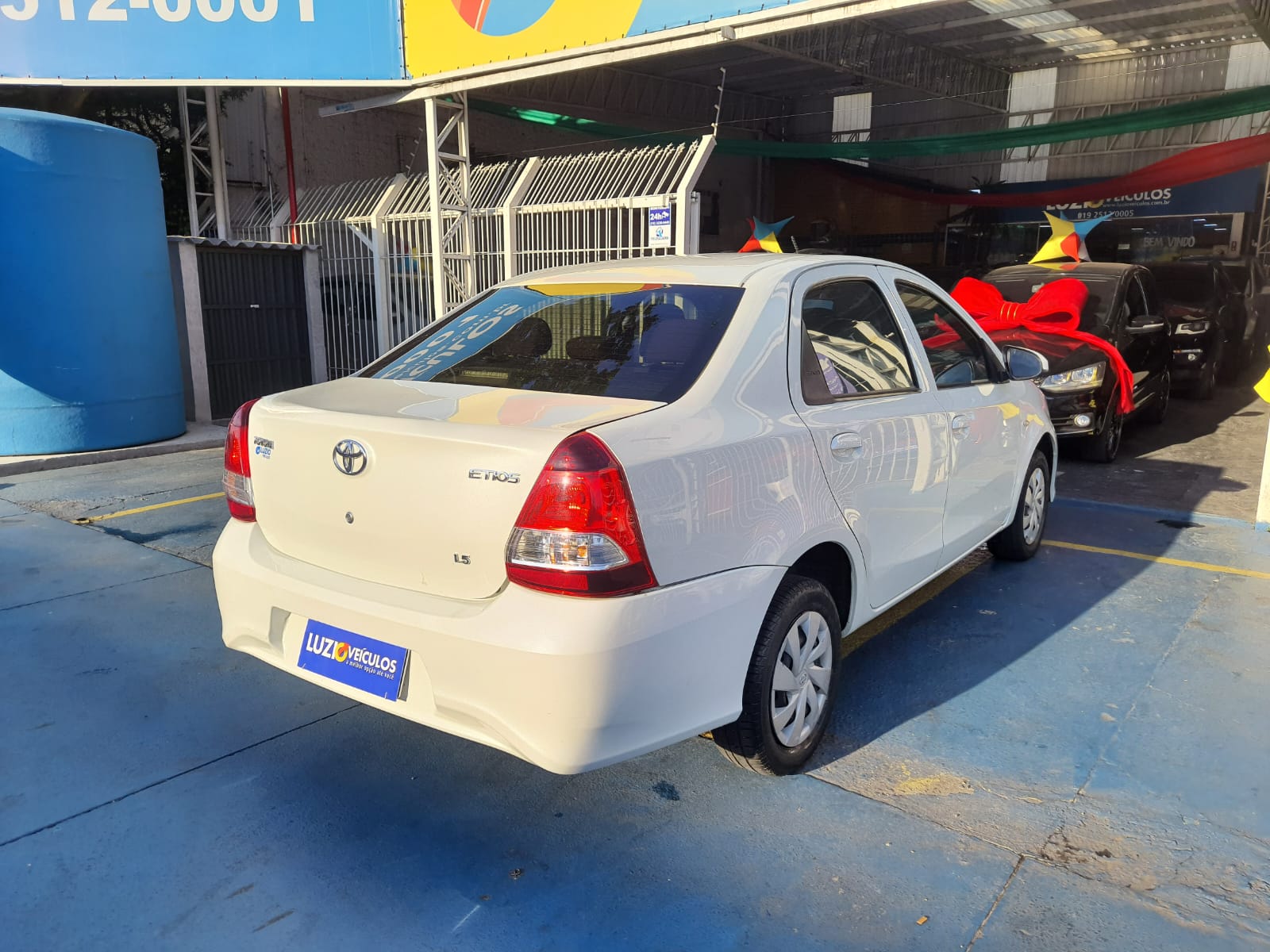 Toyota Etios Sedan X 1.5  Flex 