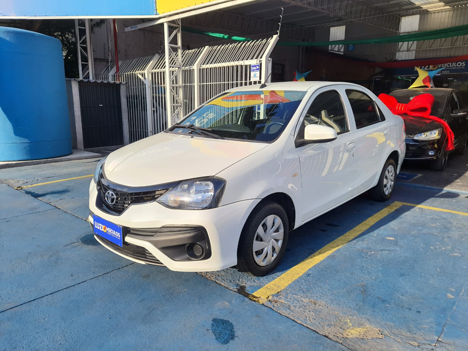 Toyota Etios Sedan X 1.5  Flex 