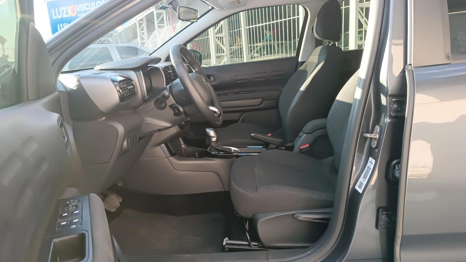 Citroën C4 Cactus 1.6 Live  Flex   Aut 