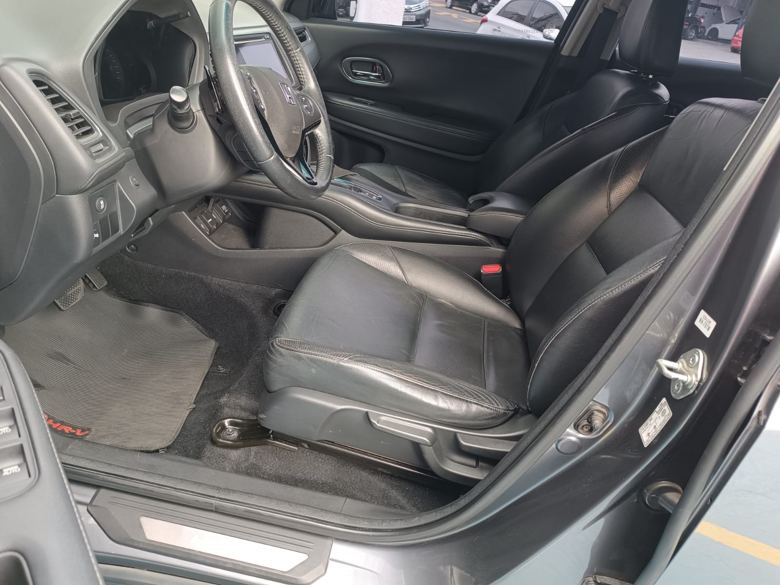 Honda HR-V Touring CVT 1.8 I-VTEC FlexOne
