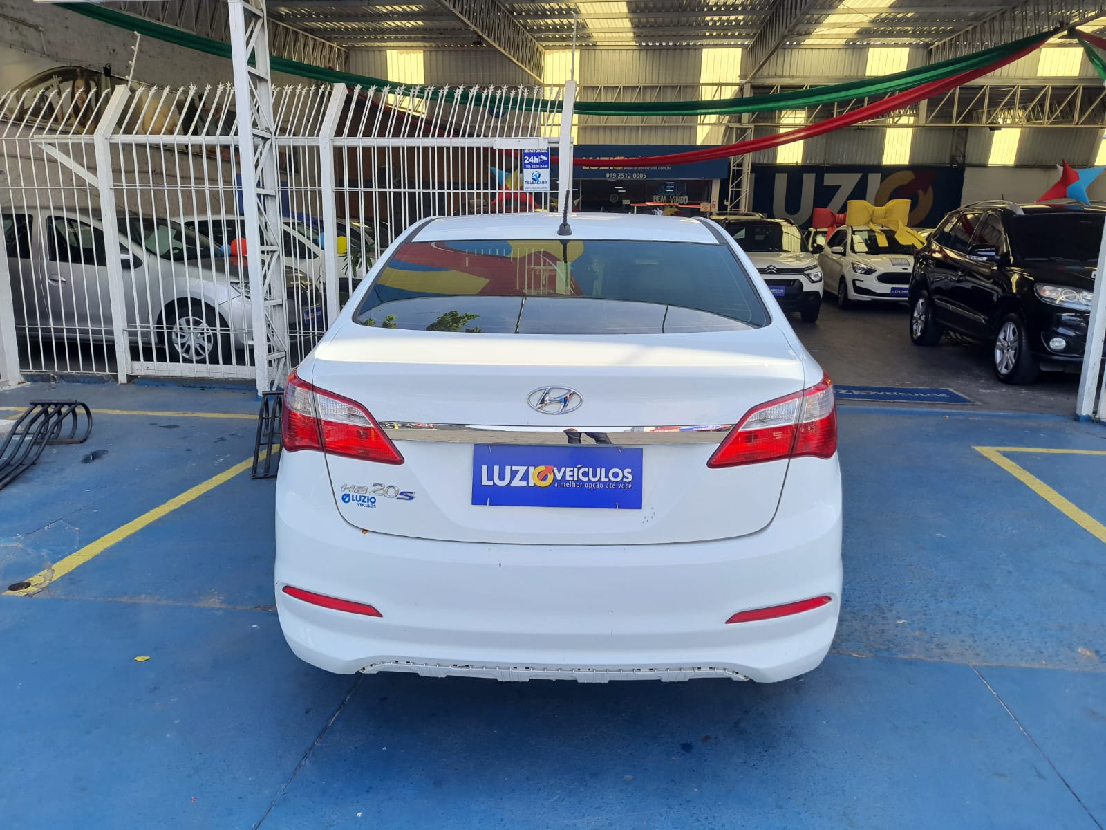 Hyundai HB20S 1.0 Unique  Flex 