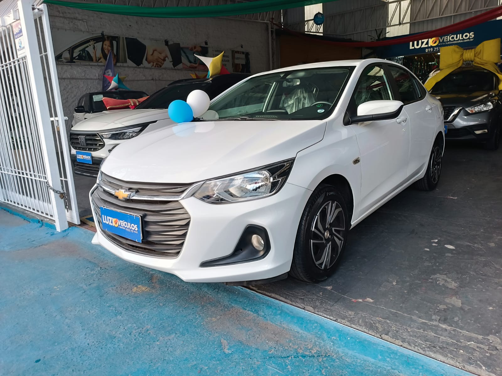 Chevrolet Onix Plus LT 1.0