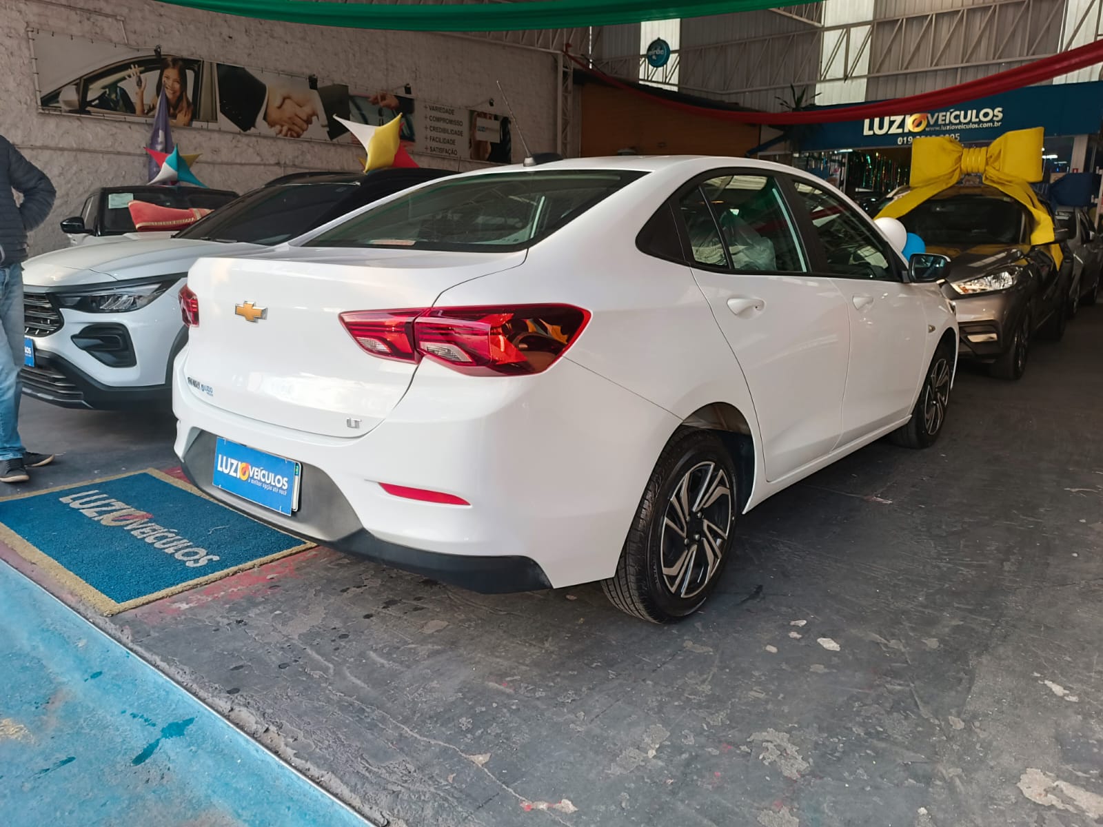 Chevrolet Onix Plus LT 1.0