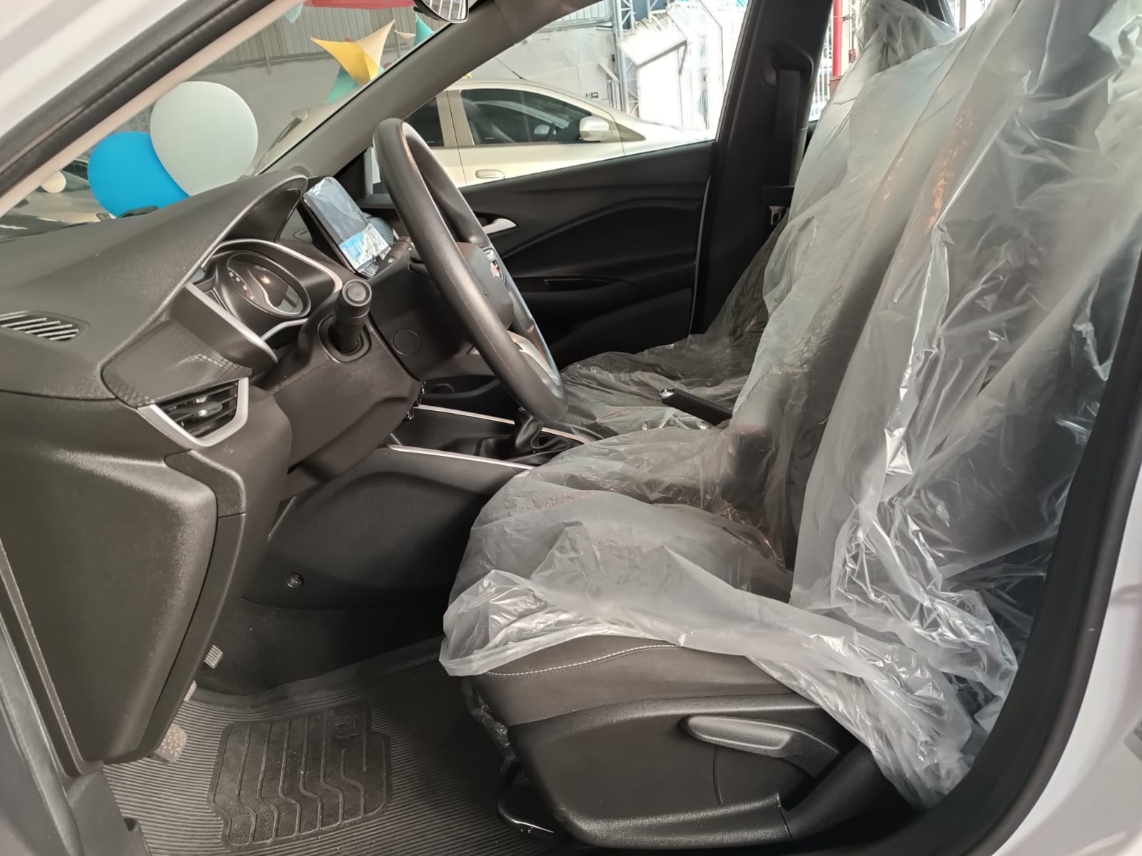Chevrolet Onix Plus LT 1.0