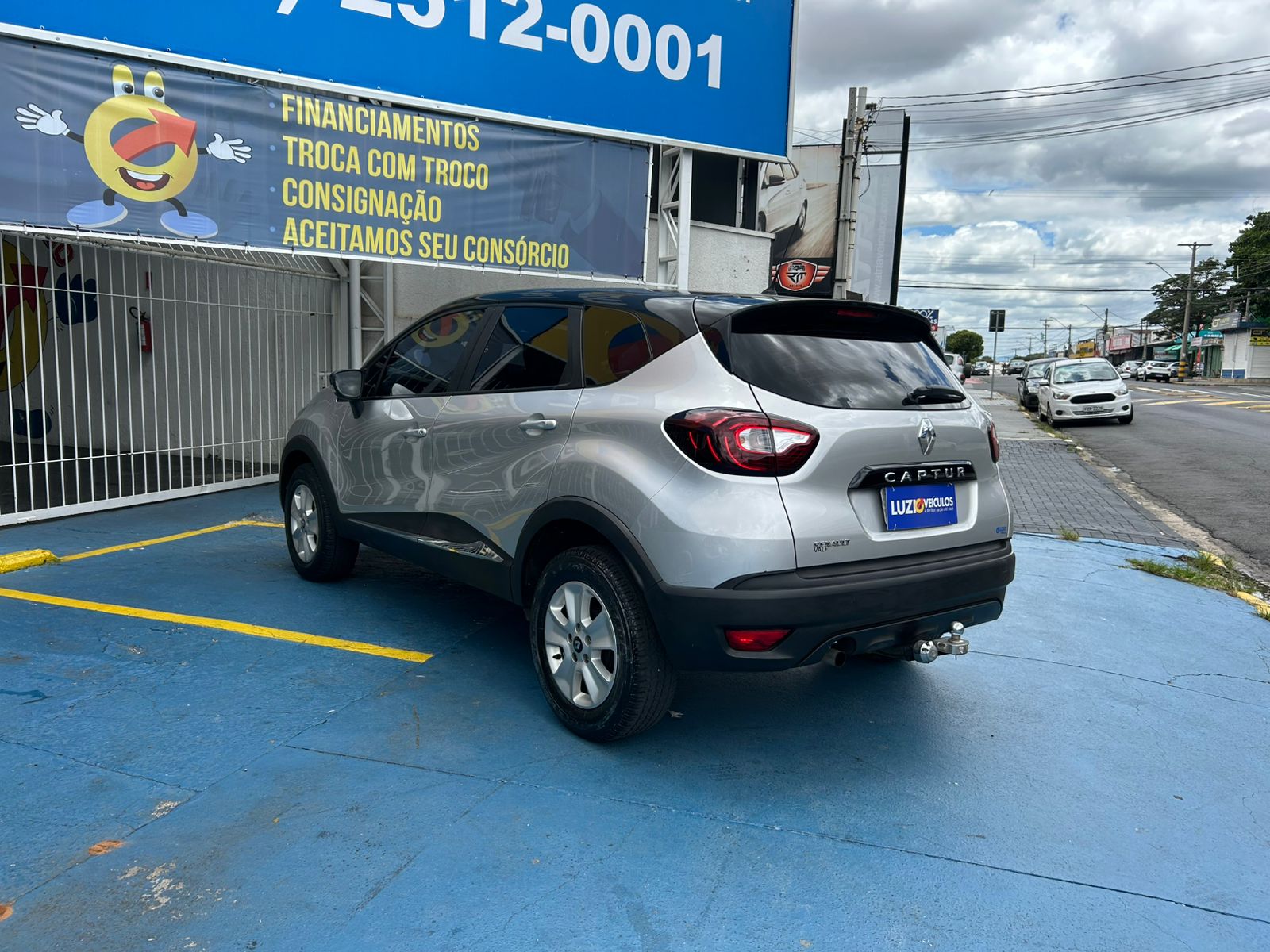 Renault Captur Life 1.6 CVT  Flex   PCD 