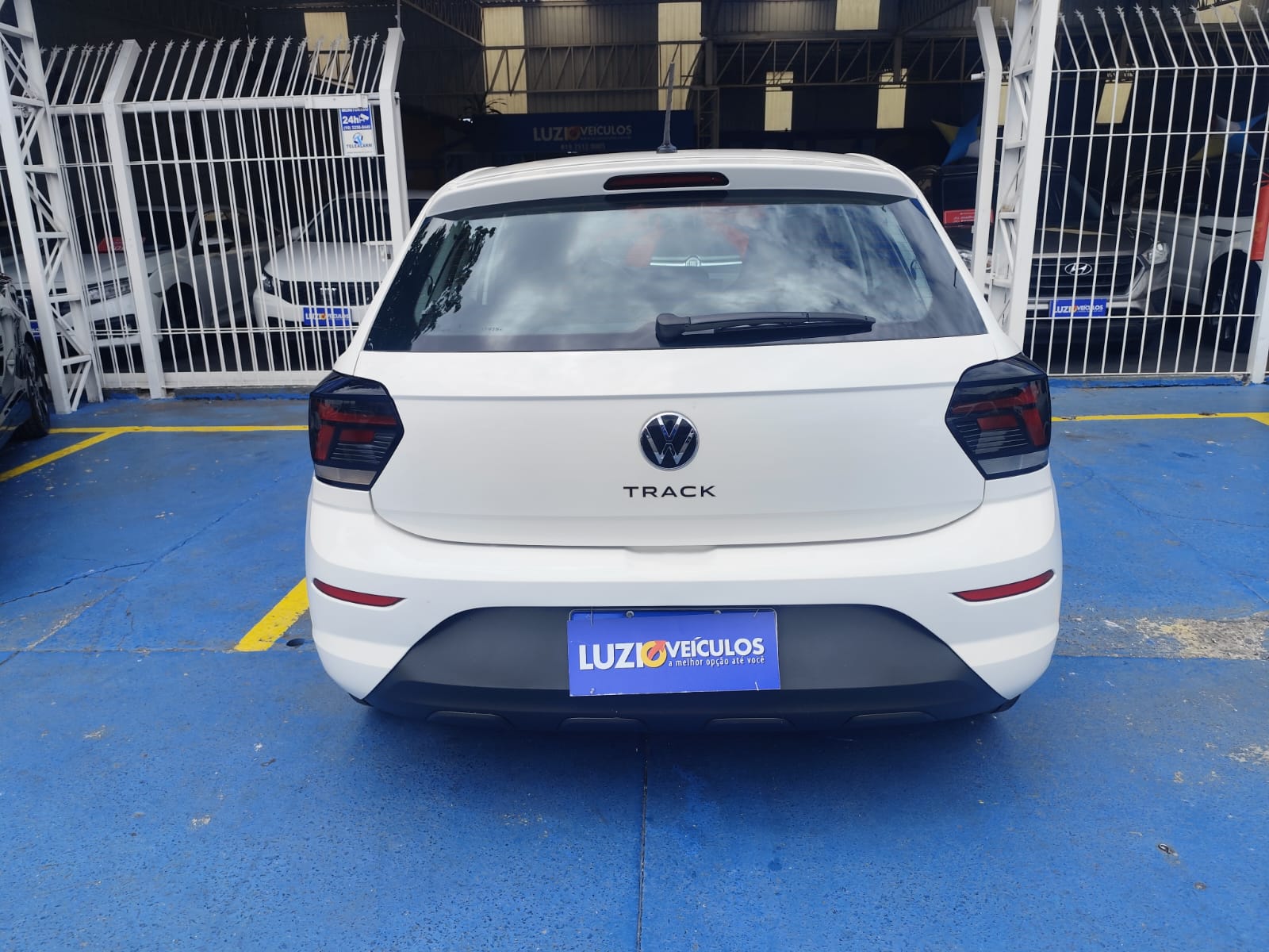 Volkswagen Polo Track 1.0 Flex 12V 5p