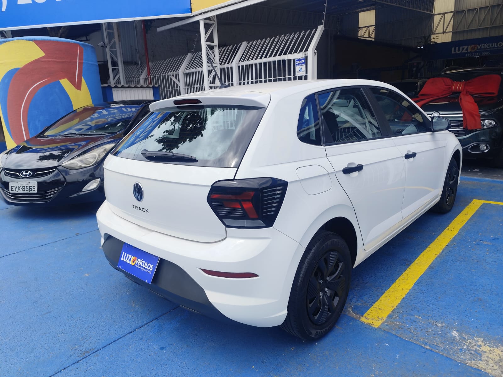 Volkswagen Polo Track 1.0 Flex 12V 5p