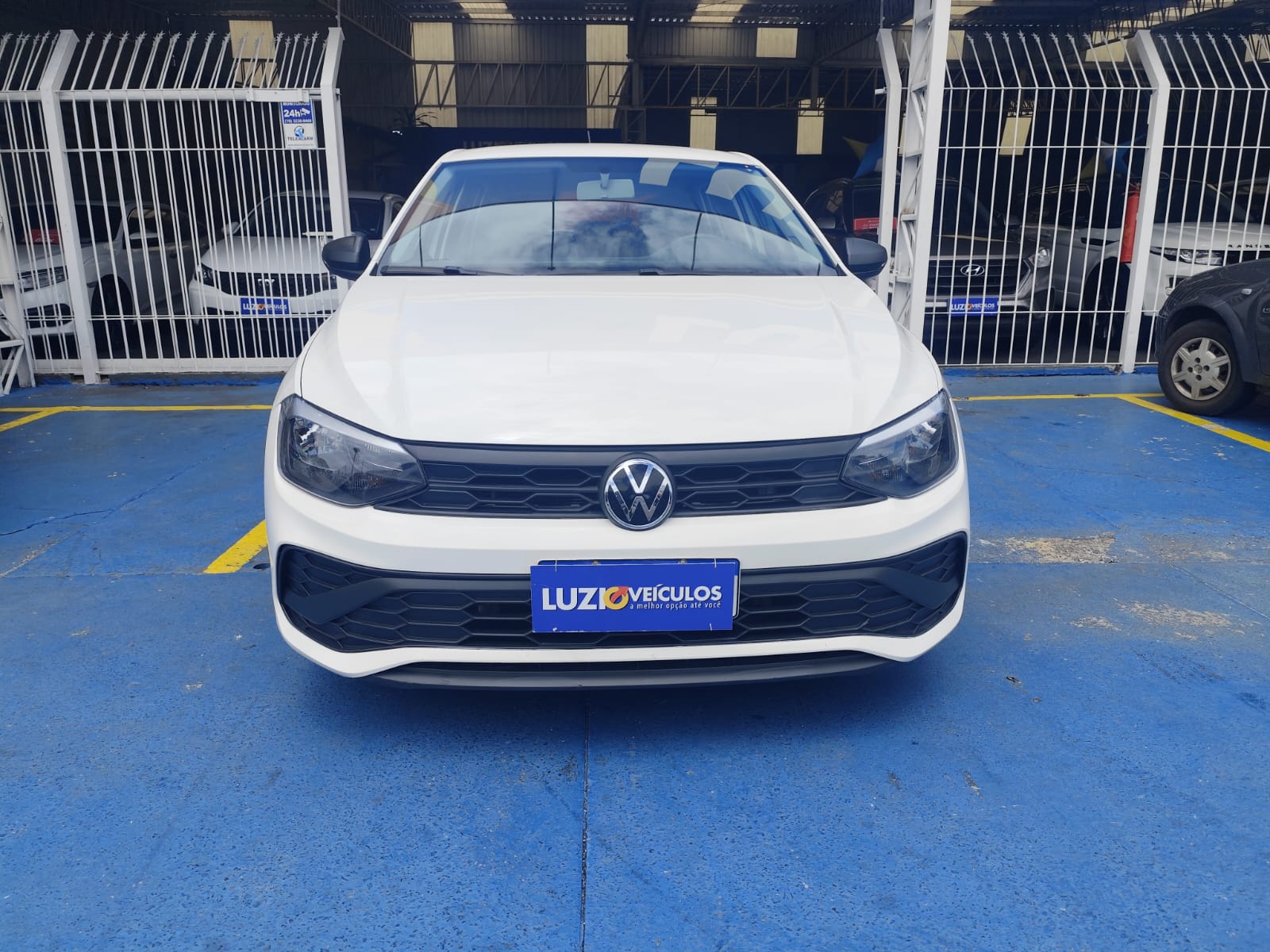 Volkswagen Polo Track 1.0 Flex 12V 5p