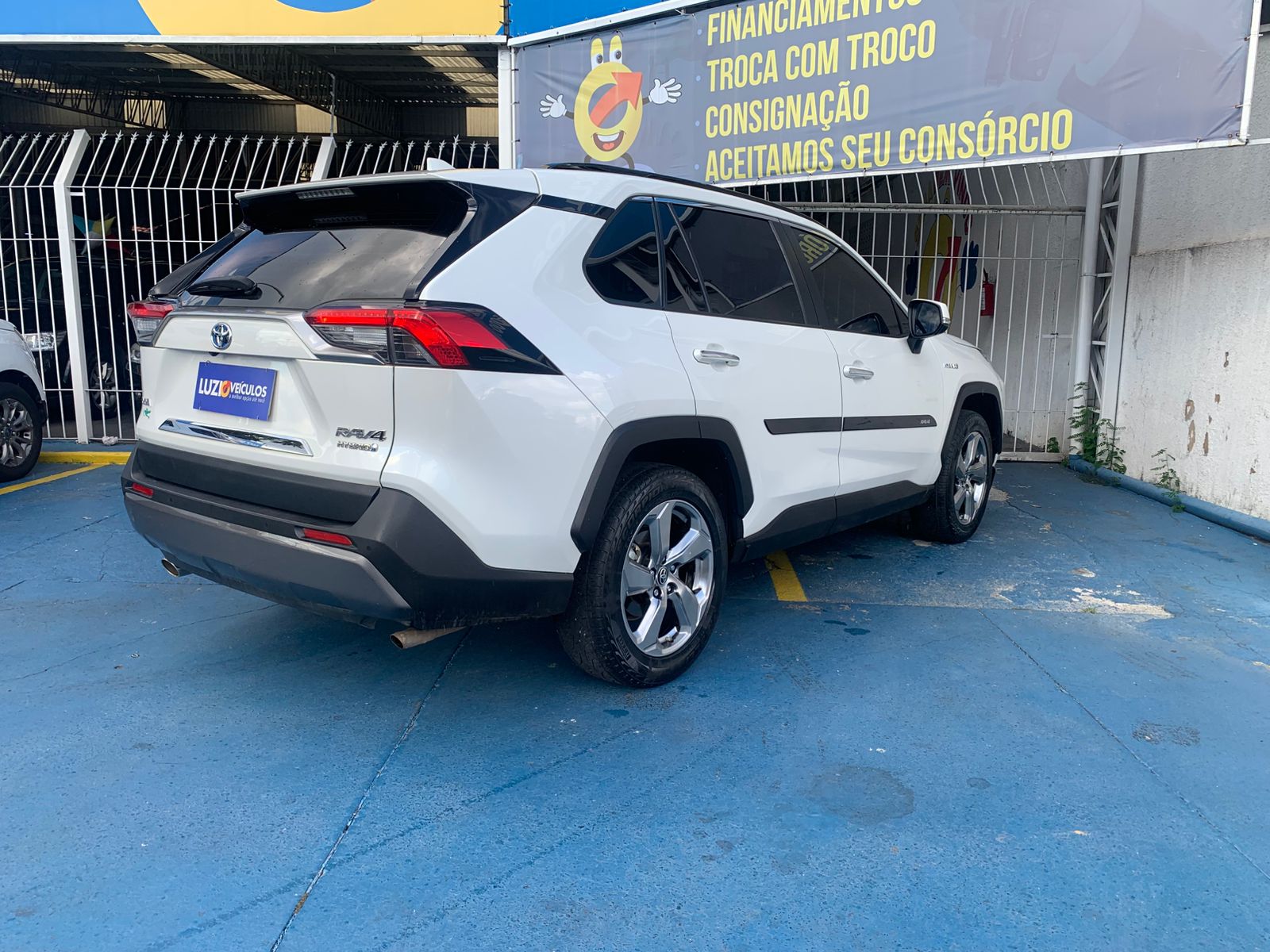 Toyota RAV4 SX 2.5 L AWD HYBRID