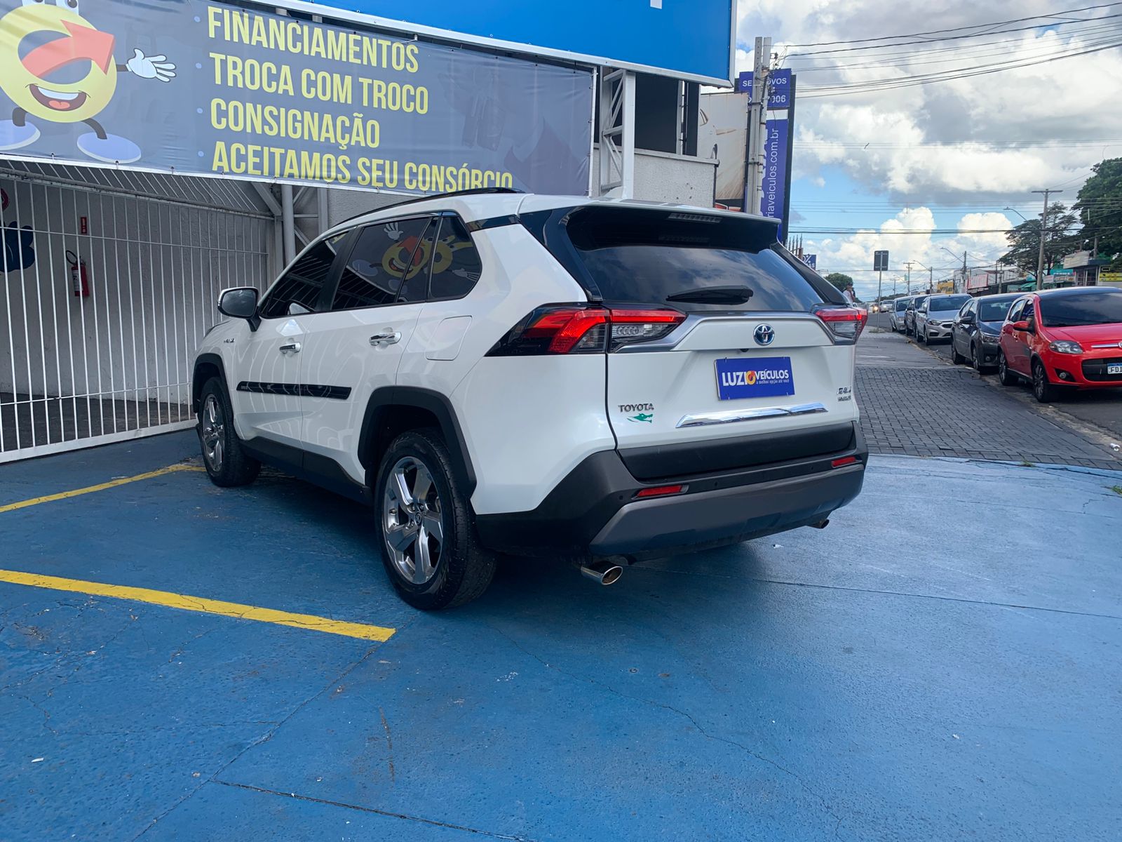 Toyota RAV4 SX 2.5 L AWD HYBRID