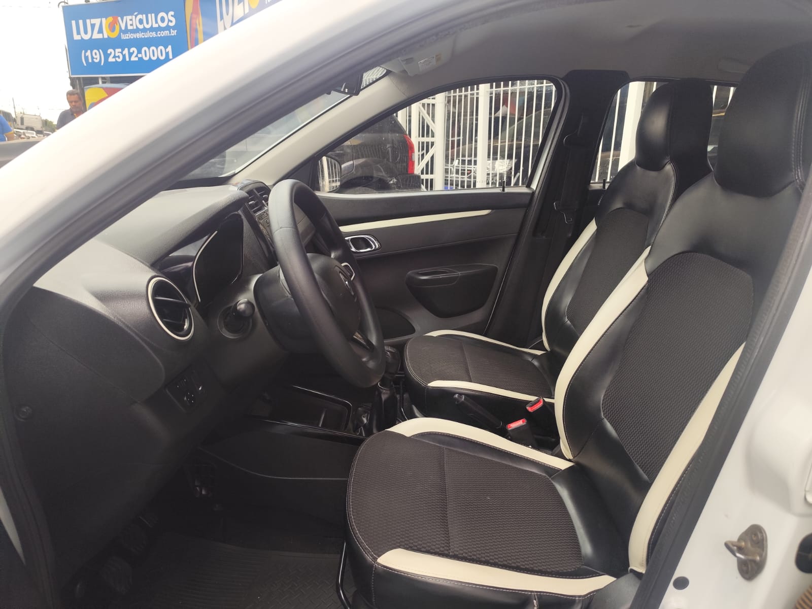 Renault Kwid Intense 1.0 12v SCe  Flex 