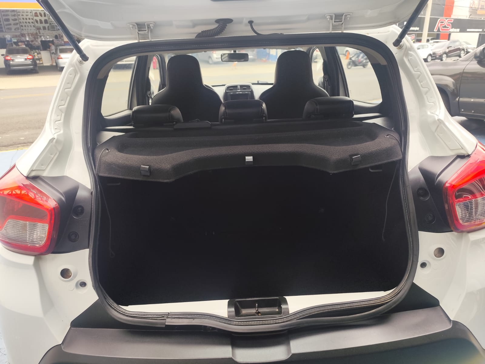Renault Kwid Intense 1.0 12v SCe  Flex 
