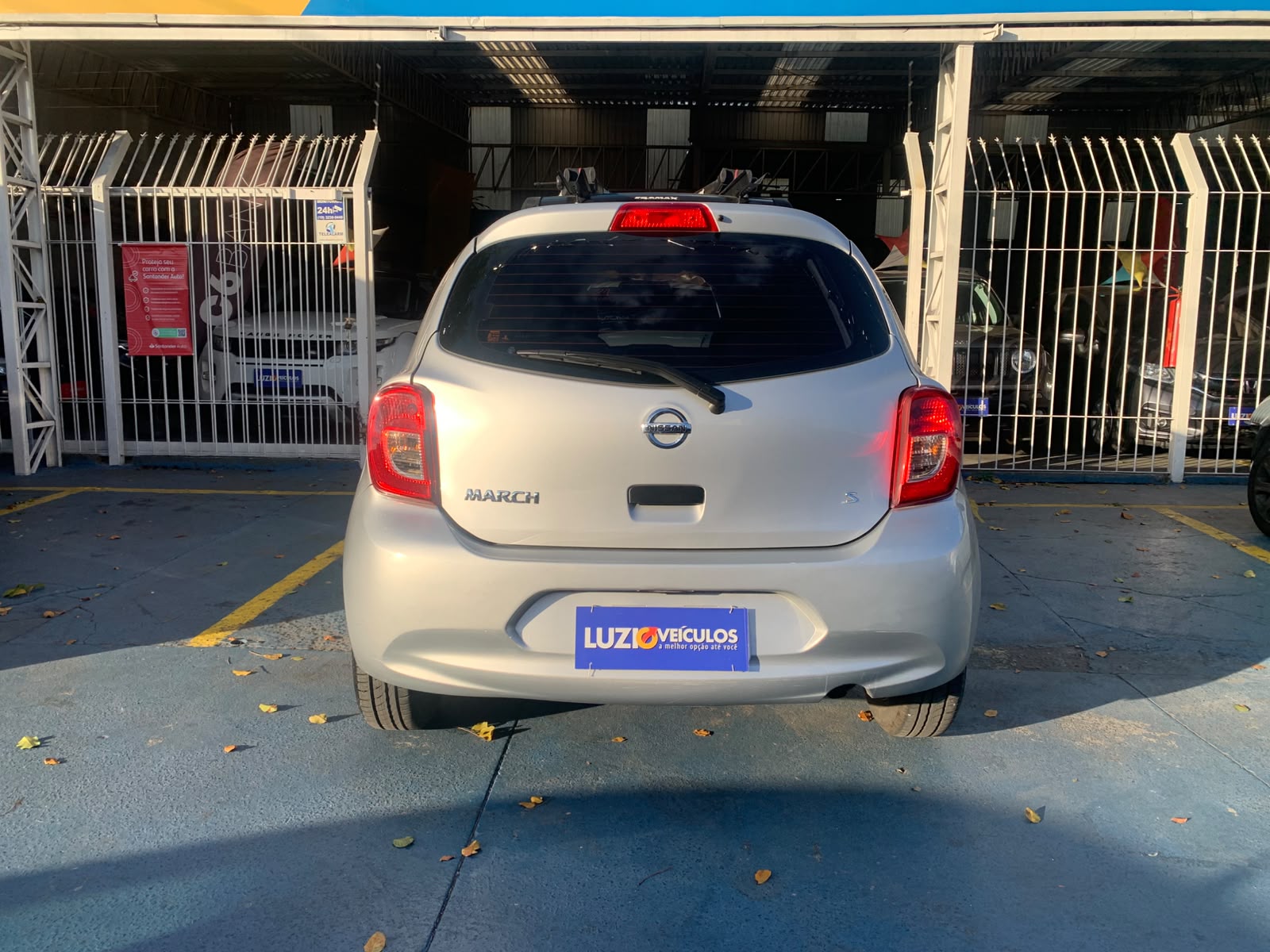 Nissan March 1.0 12V S  Flex 
